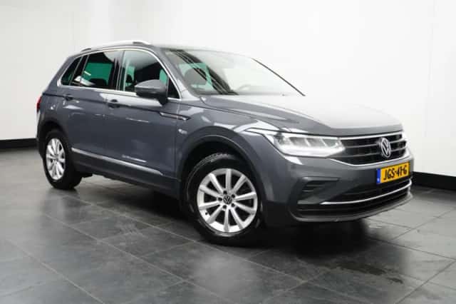 Volkswagen Tiguan (2023) thumbnail 3