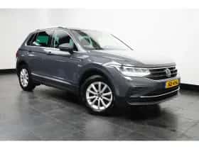 Volkswagen Tiguan (2023) thumbnail 3
