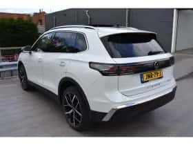 Volkswagen Tiguan (2025) thumbnail 3