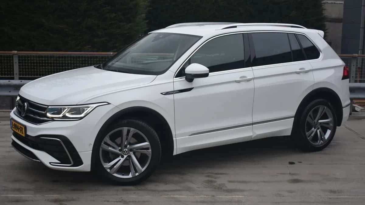 Volkswagen Tiguan (2020) — foto 1