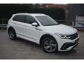 Volkswagen Tiguan (2020) thumbnail 2