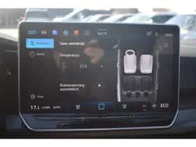 Volkswagen Golf (2025) thumbnail 36