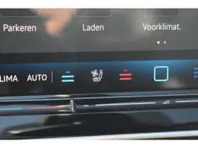 Volkswagen Golf (2025) thumbnail 38