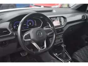 Volkswagen T-Cross (2019) thumbnail 10