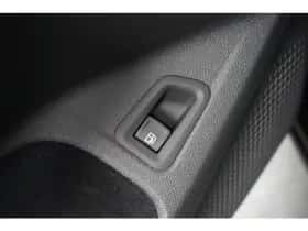 Volkswagen Golf (2023) thumbnail 17