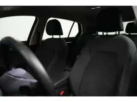 Volkswagen Golf (2023) thumbnail 21