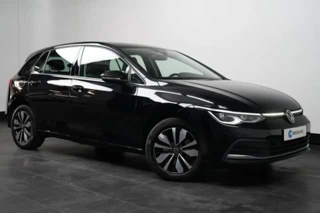 Volkswagen Golf (2023) thumbnail 4