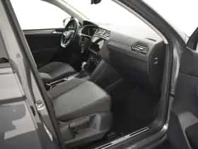 Volkswagen Tiguan (2022) thumbnail 25
