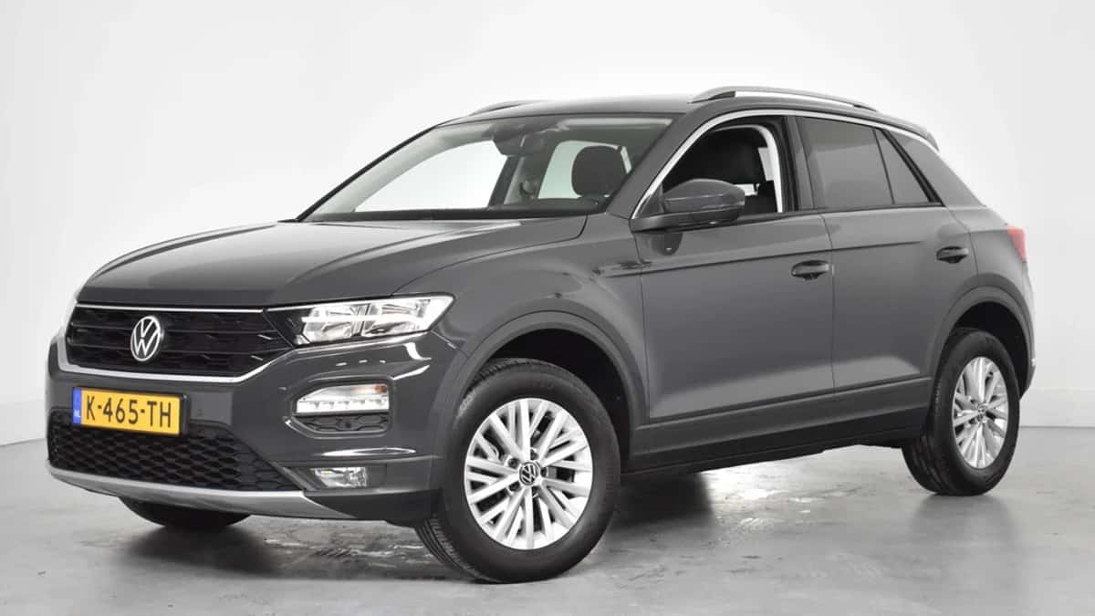 Volkswagen T-Roc (2021) — foto 1
