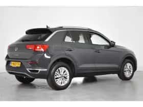 Volkswagen T-Roc (2021) thumbnail 15