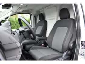 Volkswagen Transporter (2024) thumbnail 7