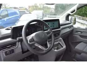 Volkswagen Transporter (2024) thumbnail 8