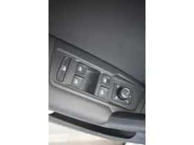 Volkswagen Tiguan (2020) thumbnail 13