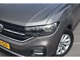 Volkswagen T-Cross (2019) thumbnail 3