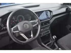 Volkswagen T-Cross (2019) thumbnail 8