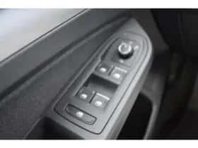 Volkswagen Golf (2026) thumbnail 12