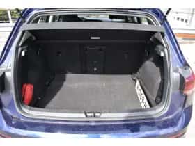 Volkswagen Golf (2026) thumbnail 31