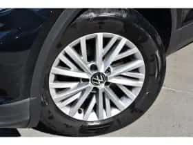 Volkswagen T-Roc (2021) thumbnail 6