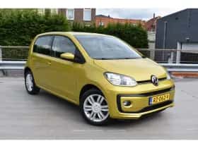 Volkswagen Up! (2018) thumbnail 2