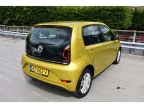 Volkswagen Up! (2018) thumbnail 4