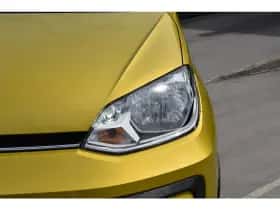 Volkswagen Up! (2018) thumbnail 5