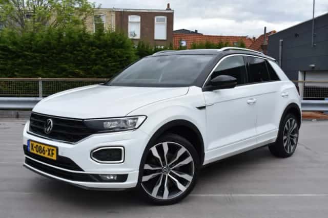 Volkswagen T-Roc (2021) thumbnail 1