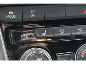 Volkswagen T-Roc (2021) thumbnail 29