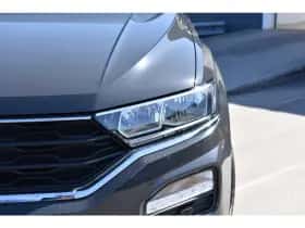 Volkswagen T-Roc (2021) thumbnail 5