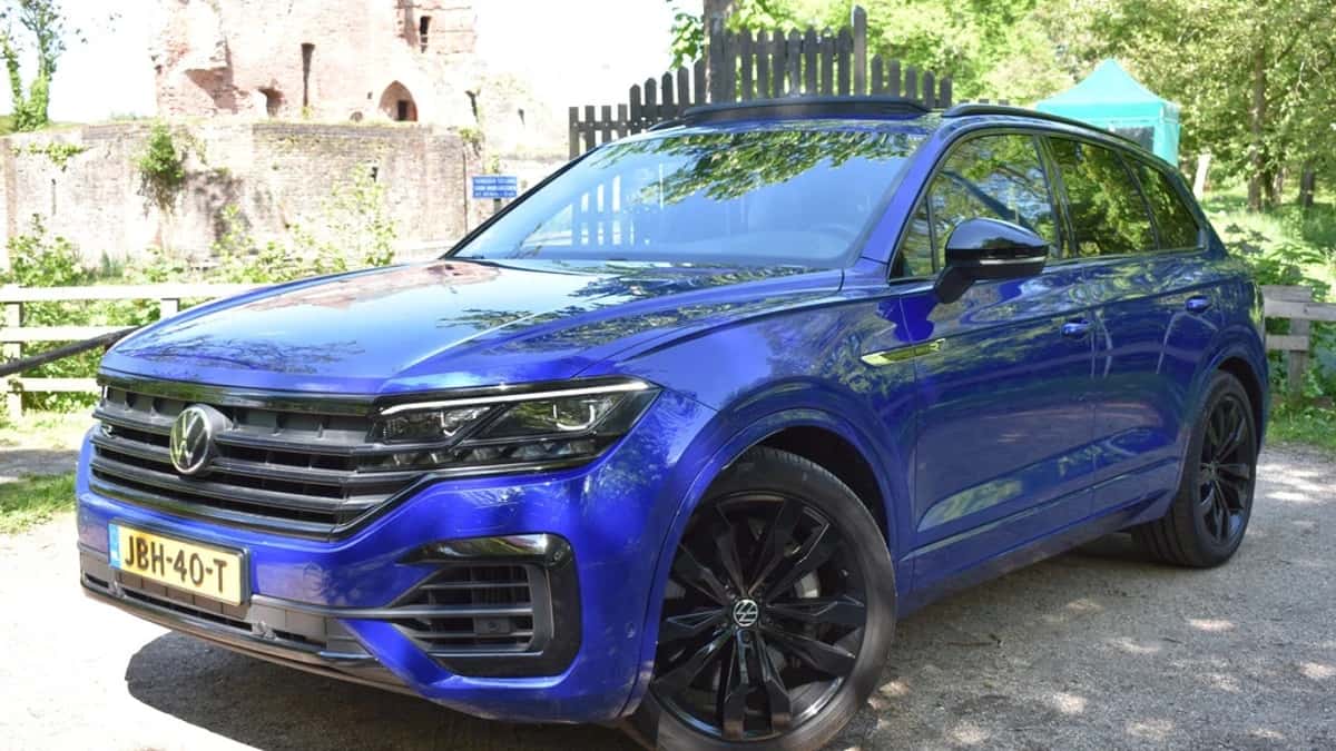Volkswagen Touareg (2023) — foto 1