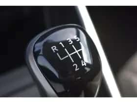 Volkswagen Polo (2023) thumbnail 29