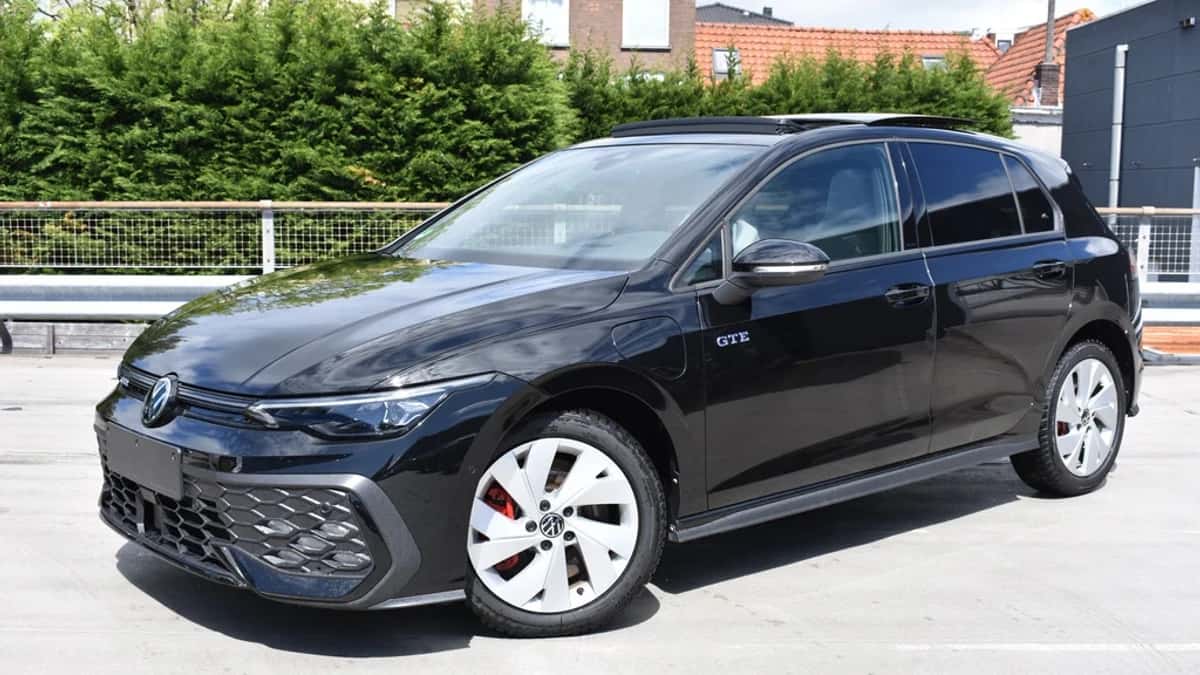 Volkswagen Golf (2025) — foto 1