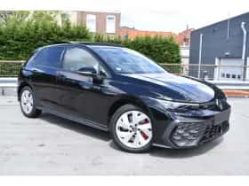 Volkswagen Golf (2025) thumbnail 2