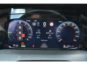 Volkswagen Golf (2025) thumbnail 23