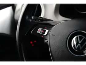 Volkswagen Up! (2022) thumbnail 11