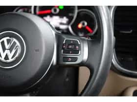 Volkswagen Beetle (2015) thumbnail 15