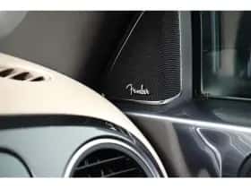 Volkswagen Beetle (2015) thumbnail 24