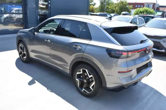 Volkswagen T-Roc (2026) thumbnail 4