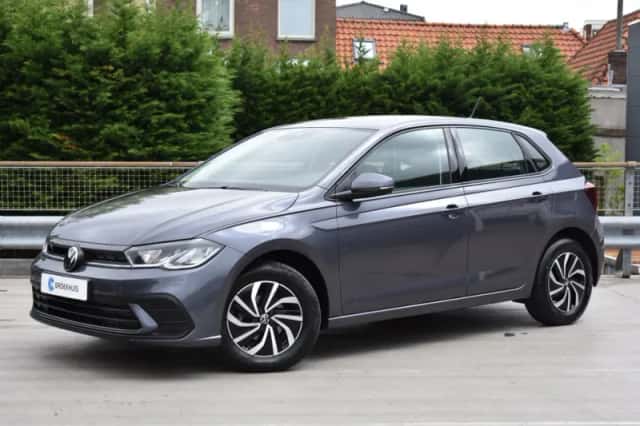 Volkswagen Polo (2022) thumbnail 1
