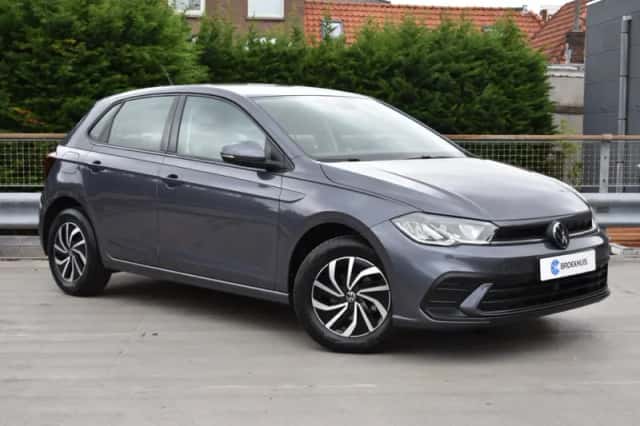 Volkswagen Polo (2022) thumbnail 2