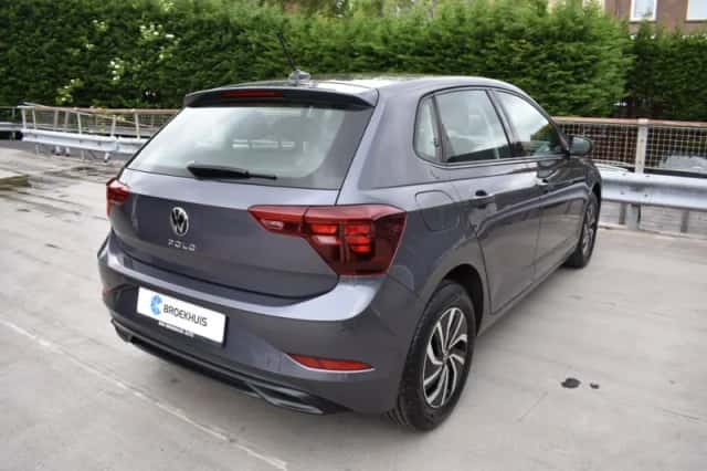 Volkswagen Polo (2022) thumbnail 4