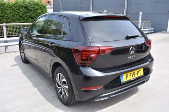 Volkswagen Polo (2022) thumbnail 3