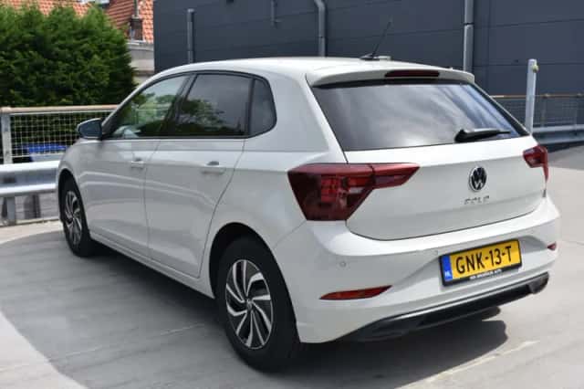 Volkswagen Polo (2024) thumbnail 3