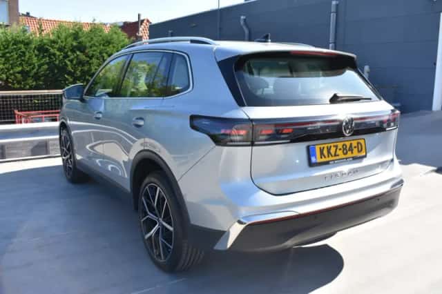 Volkswagen Tiguan (2025) thumbnail 3