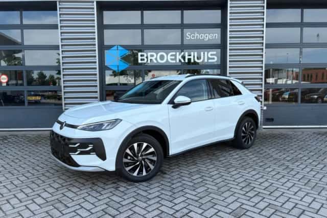 Volkswagen T-Roc (2026) thumbnail 1