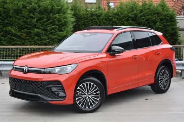 Volkswagen Tiguan (2025) thumbnail 1