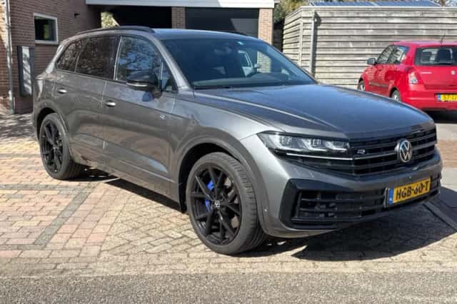 Volkswagen Touareg (2024) thumbnail 4