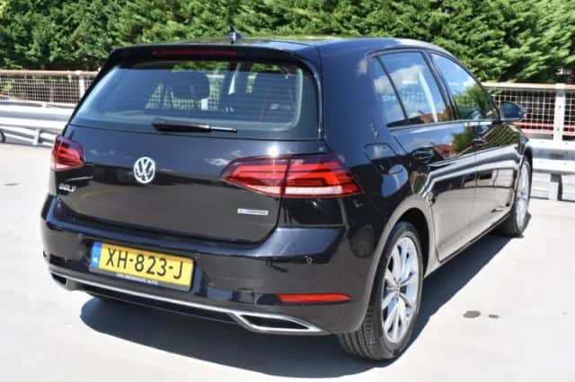 Volkswagen Golf (2019) thumbnail 4