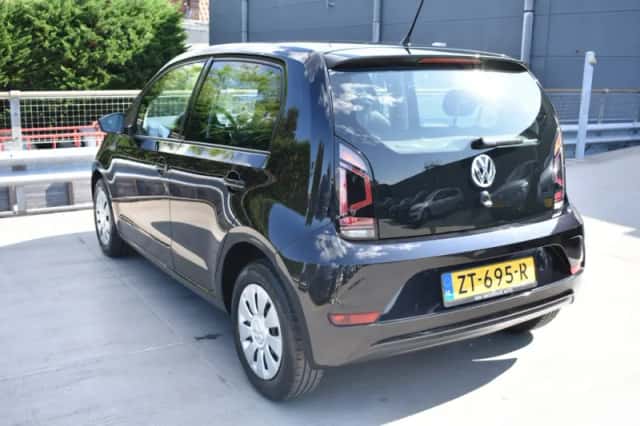 Volkswagen Up! (2019) thumbnail 3