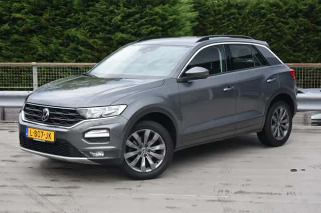Volkswagen T-Roc (2021) thumbnail 1