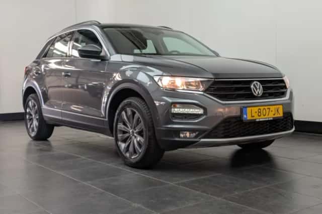 Volkswagen T-Roc (2021) thumbnail 1